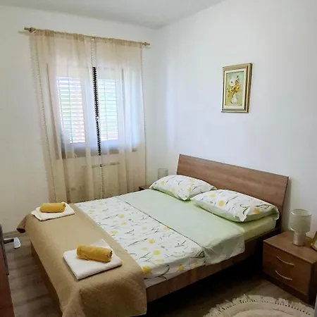 Apartment App Mario Funtana